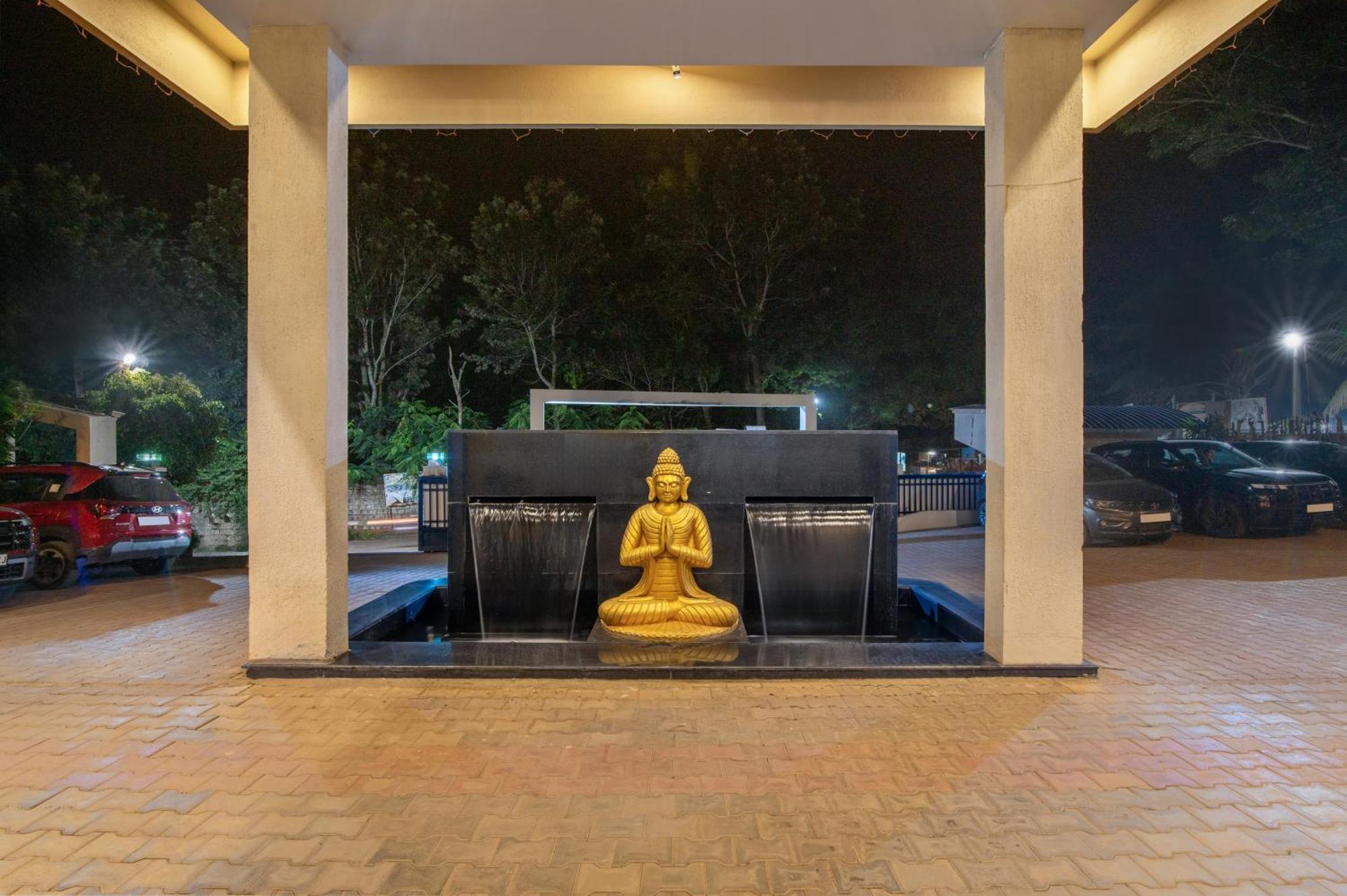 Sterling Yelagiri Exterior foto