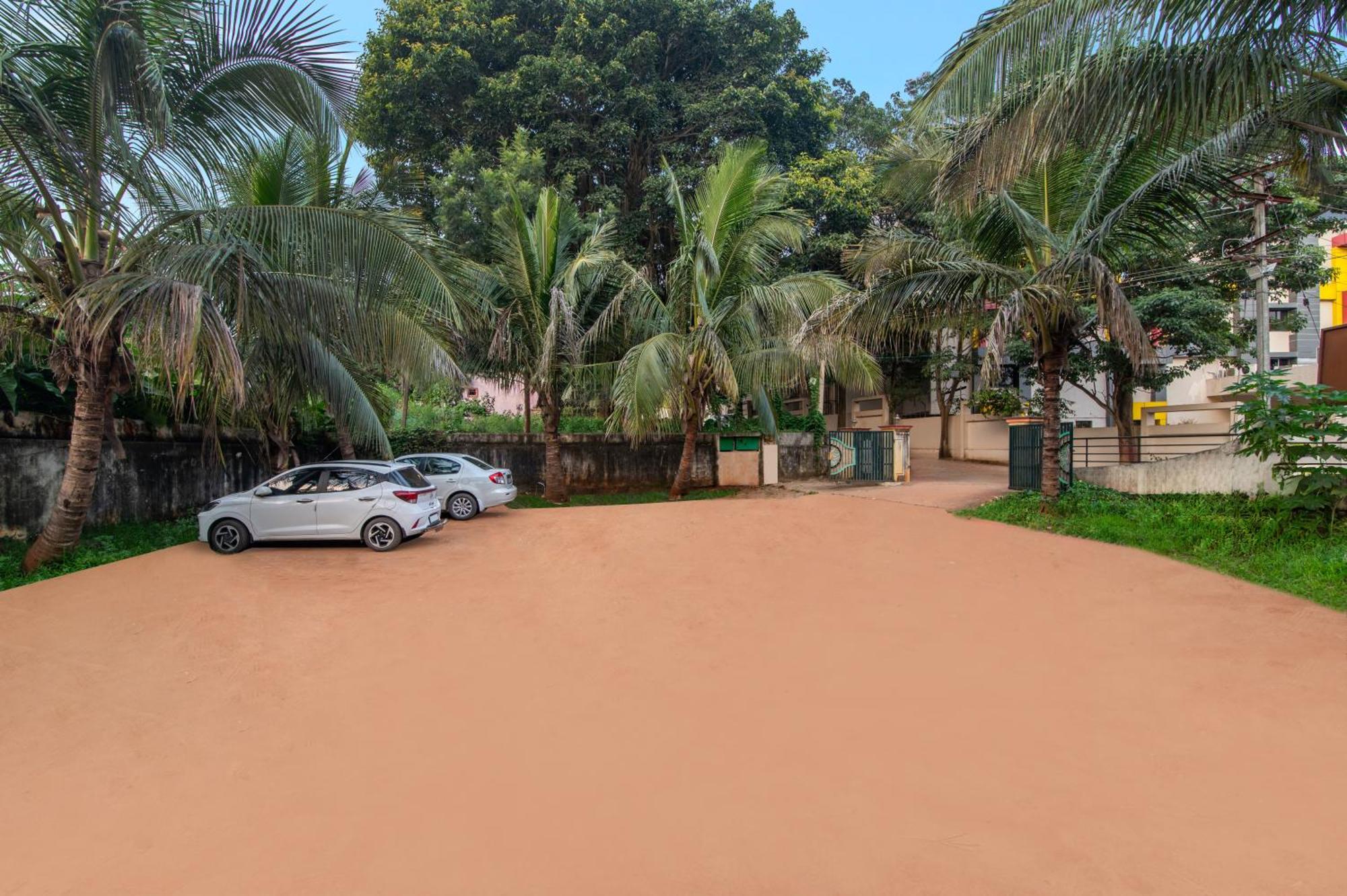 Sterling Yelagiri Exterior foto